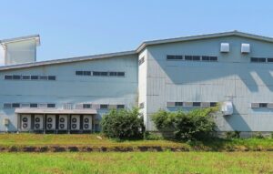 工場への視察なども貸切バスで送迎ができます。